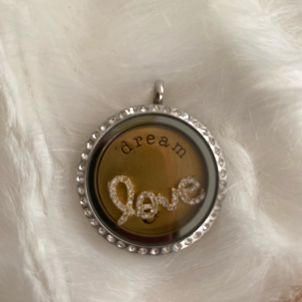 Origami owl, silver, crystal locket